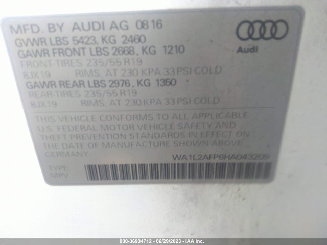 Audi Q5 2.0t Premium 2017 WA1L2AFP6HA043209 Image 9