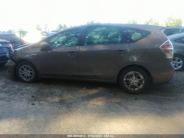 Toyota Prius V Two/five/three/four 2015 JTDZN3EU8FJ019596 Image 14