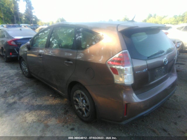 Toyota Prius V Two/five/three/four 2015 JTDZN3EU8FJ019596 Image 3