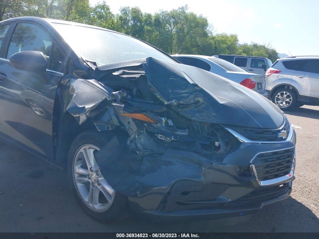 Chevrolet CRUZE LT 2018 1G1BE5SM3J7180048 Image 12