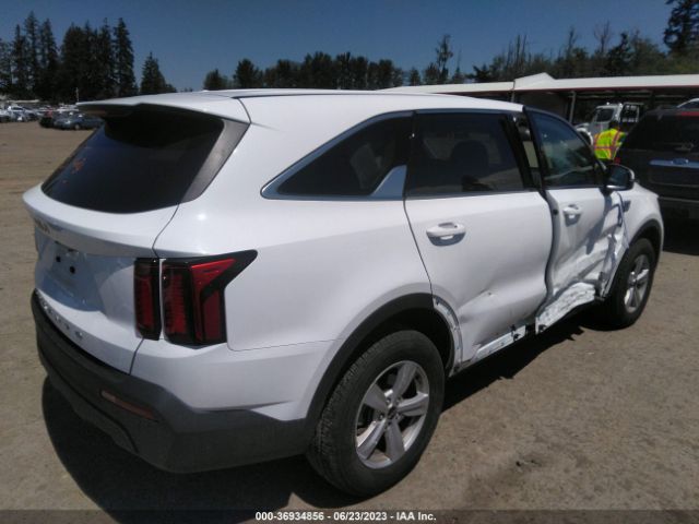 5XYRGDLC3NG077740 KIA SORENTO LX