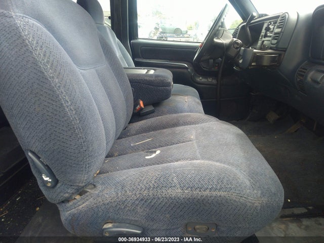1998 CHEVROLET C/K 1500 VIN: 1GCEC19R9WR119609
