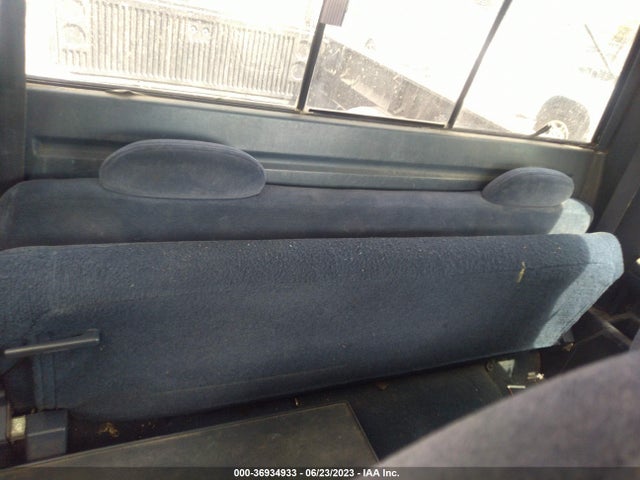 1998 CHEVROLET C/K 1500 VIN: 1GCEC19R9WR119609