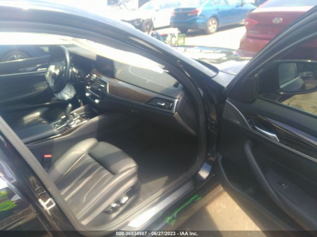WBAJA7C51KWW18121 BMW 5 Series 530i Xdrive