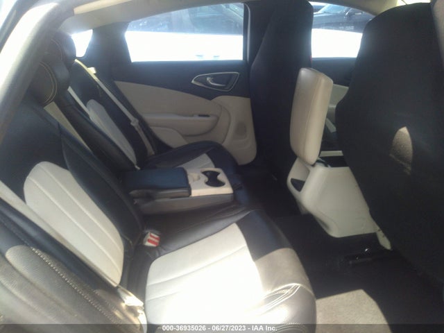 Chrysler 200 Limited 2015 1C3CCCAB8FN662804 Image 8