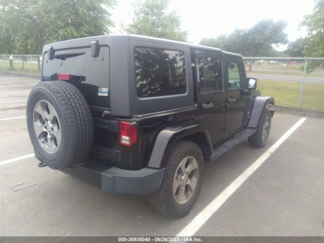 1C4BJWEG4HL747481 Jeep Wrangler Unlimited Sahara