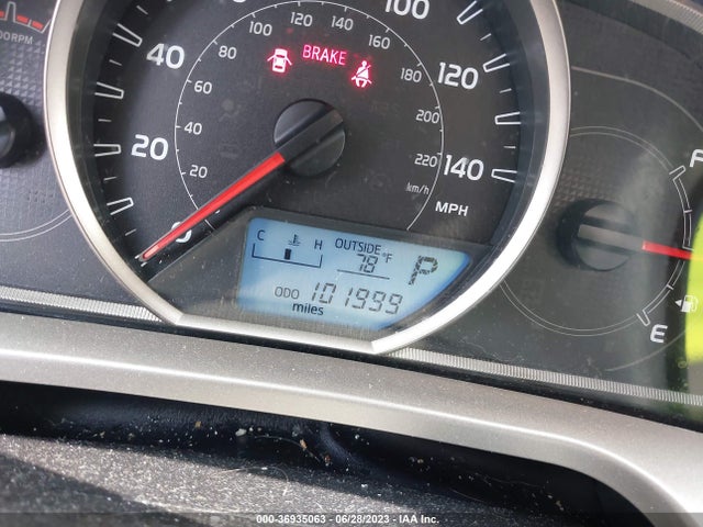 Toyota RAV4 LE 2015 JTMBFREV9FJ035848 Image 15