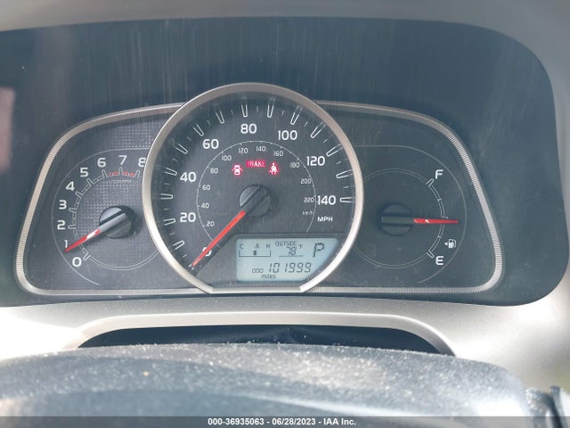 Toyota RAV4 LE 2015 JTMBFREV9FJ035848 Image 7