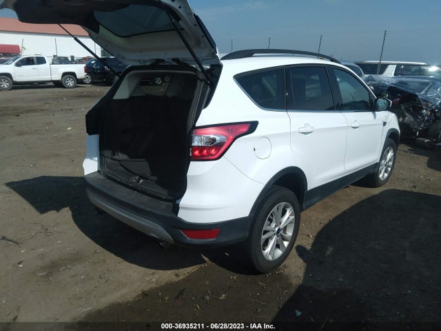 2018 FORD ESCAPE SE VIN: 1FMCU0GD5JUD47419