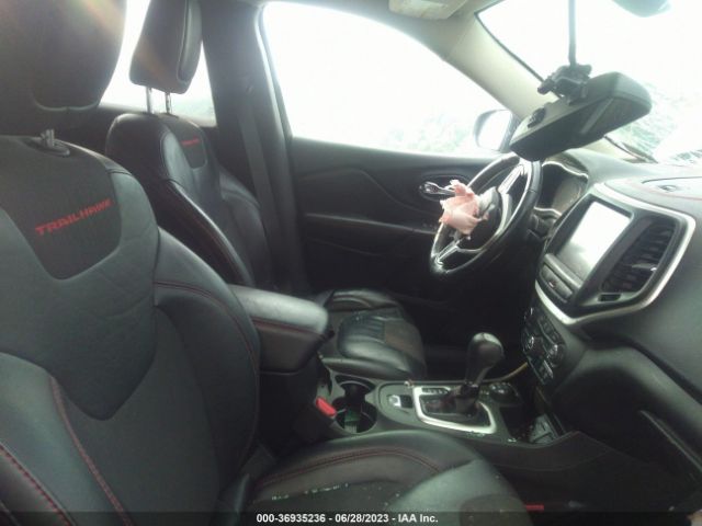1C4PJMBS2GW317240 Jeep Cherokee Trailhawk