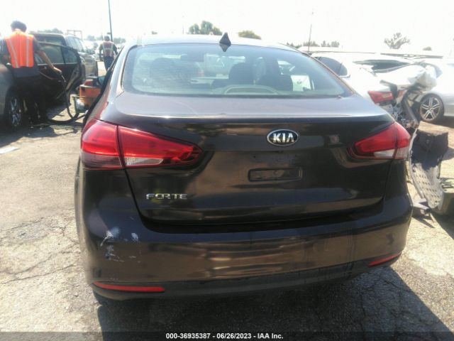 3KPFL4A70JE176897 KIA FORTE LX