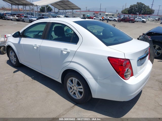 Chevrolet SONIC LT 2014 1G1JC5SHXE4198459 Image 4