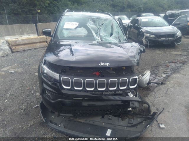 3C4NJDBB5NT140323 Jeep Compass Latitude