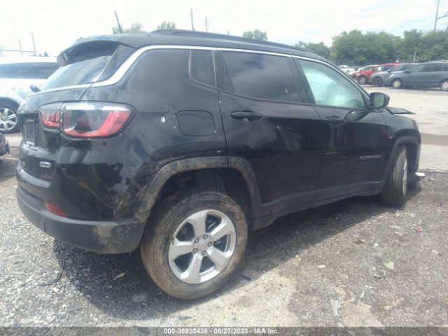 3C4NJDBB5NT140323 Jeep Compass Latitude