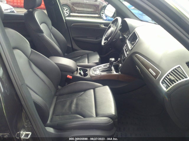 WA1D7AFPXHA044935 Audi Q5 Premium Plus