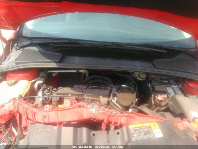 2013 FORD FOCUS SE VIN: 1FADP3F28DL381940