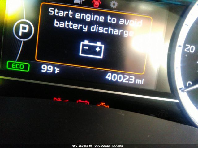 KNDCB3LC6K5219467 KIA NIRO LX