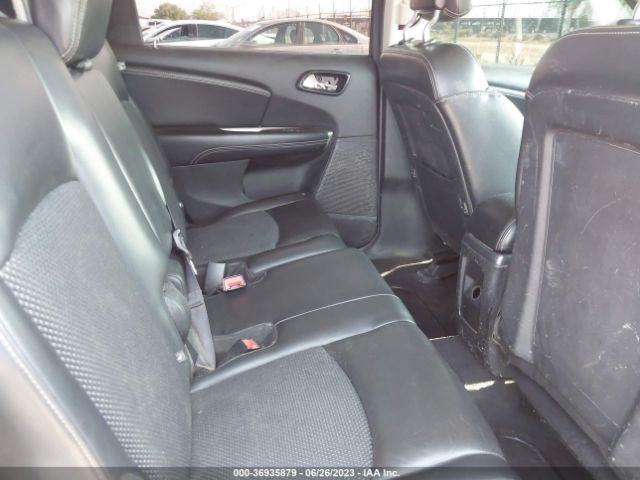 3C4PDDGG8HT555886 Dodge Journey Crossroad Plus