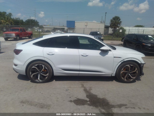 2022 Audi e-tron, VIN: WA12ABGE1NB042783