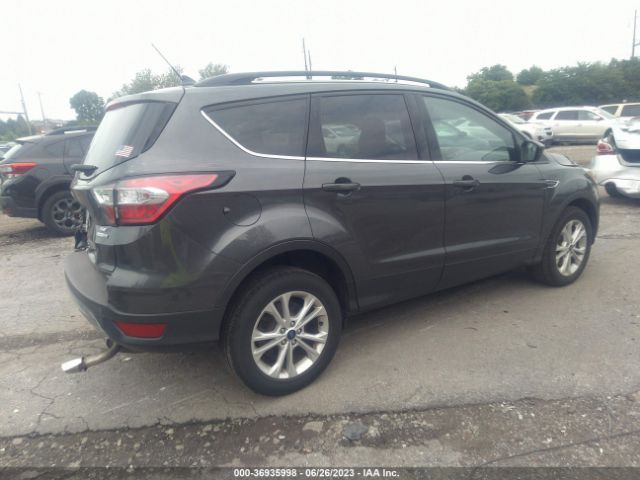 1FMCU9GD6JUD33288 Ford ESCAPE SE