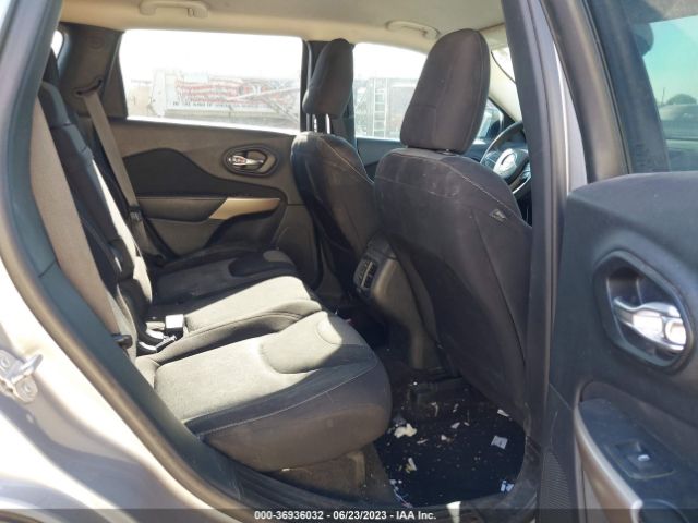 1C4PJMCB4JD529395 Jeep Cherokee Latitude
