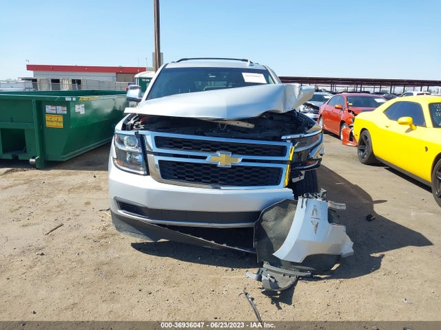 Chevrolet Suburban Lt 2015 1GNSKJKC1FR681393 Image 4