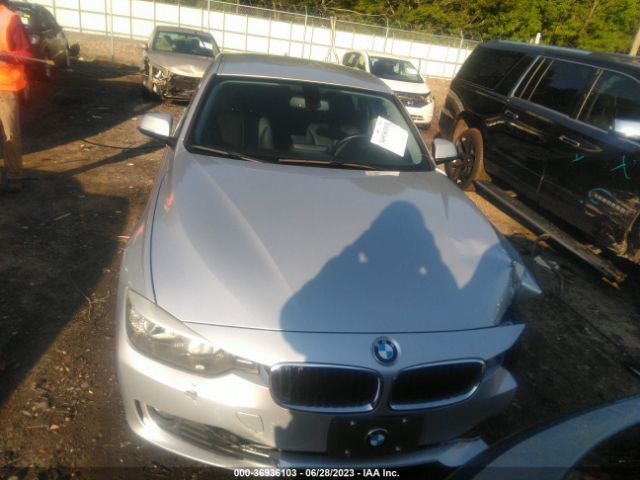 WBA3C1C59FK118298 BMW 3 Series 328i