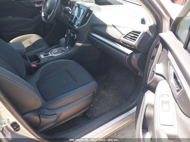 JF2SKAGC7KH401186 Subaru Forester Premium