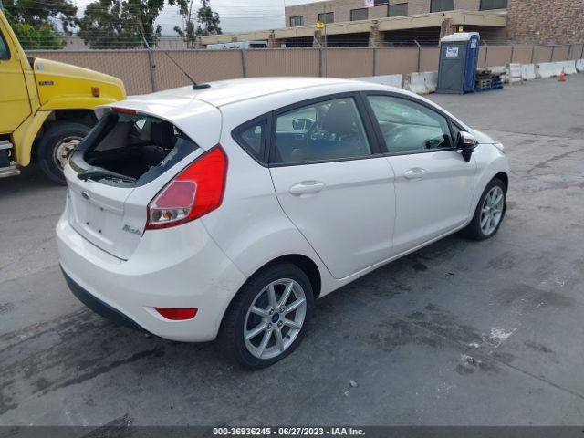 3FADP4EJ1GM105455 Ford FIESTA SE