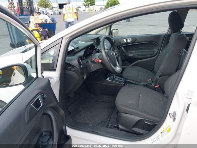 3FADP4EJ1GM105455 Ford FIESTA SE