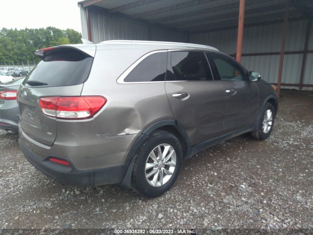 2016 KIA SORENTO LX VIN: 5XYPG4A32GG045276