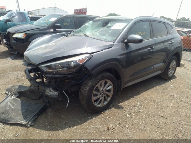 Hyundai TUCSON SE 2017 KM8J3CA46HU469575 Image 2