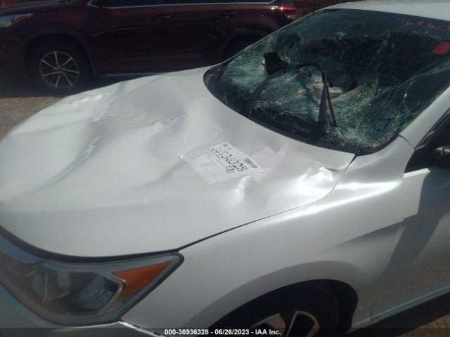 1HGCR2F32HA042628 Honda Accord Sedan Lx