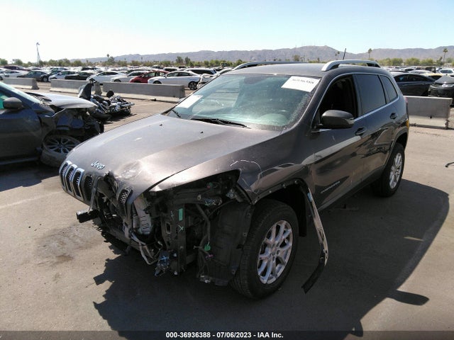 Jeep Cherokee Latitude 2017 1C4PJMCBXHD237177 Image 2