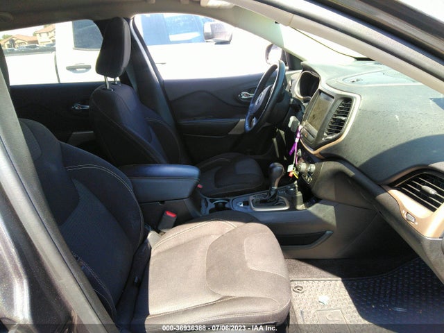 Jeep Cherokee Latitude 2017 1C4PJMCBXHD237177 Image 11