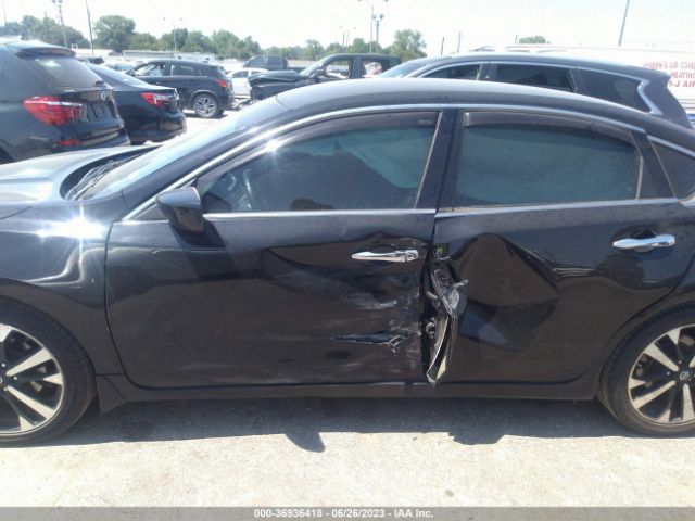 1N4AL3APXJC233043 Nissan Altima 2.5 Sr