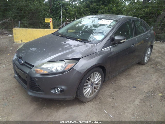 2014 FORD FOCUS TITANIUM VIN: 1FADP3J22EL116598