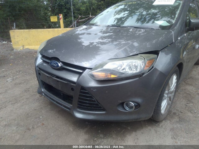 2014 FORD FOCUS TITANIUM VIN: 1FADP3J22EL116598