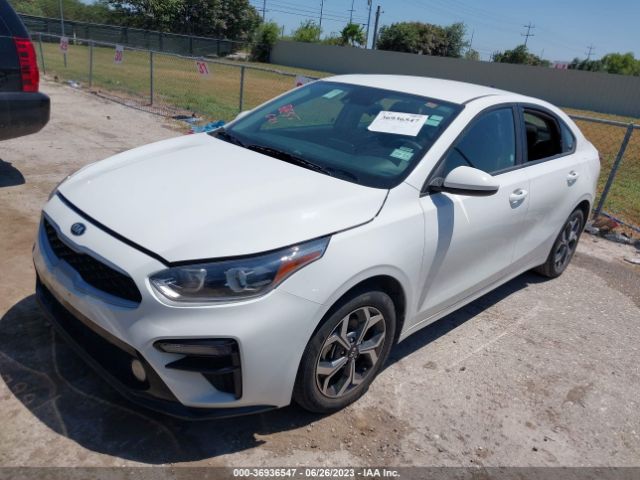3KPF24AD9ME349362 KIA Forte Lxs