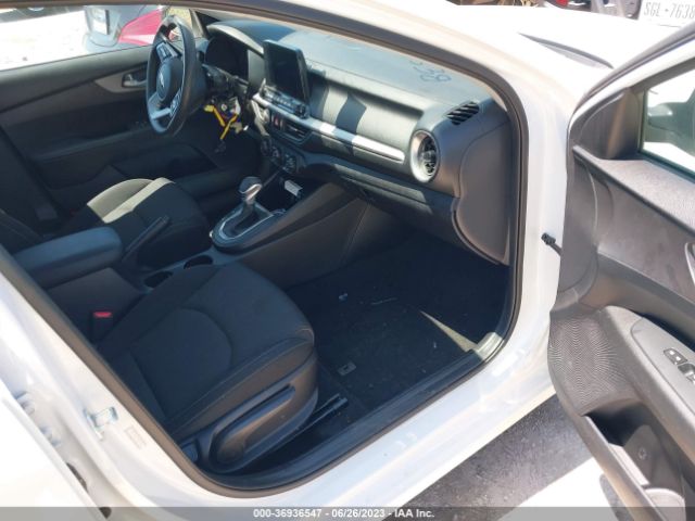 3KPF24AD9ME349362 KIA Forte Lxs