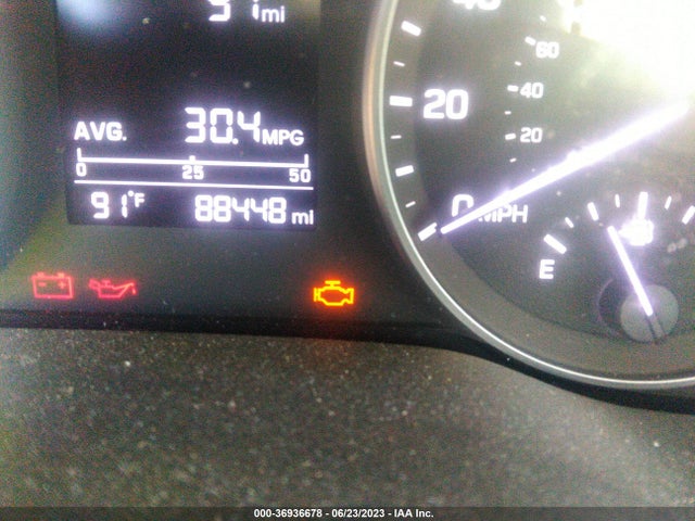 Hyundai ELANTRA SE 2018 5NPD74LF2JH330165 Image 15
