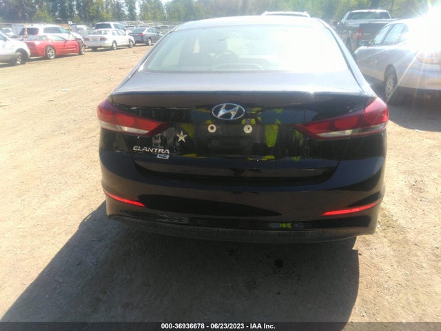 Hyundai ELANTRA SE 2018 5NPD74LF2JH330165 Image 16
