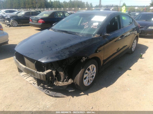 Hyundai ELANTRA SE 2018 5NPD74LF2JH330165 Image 2