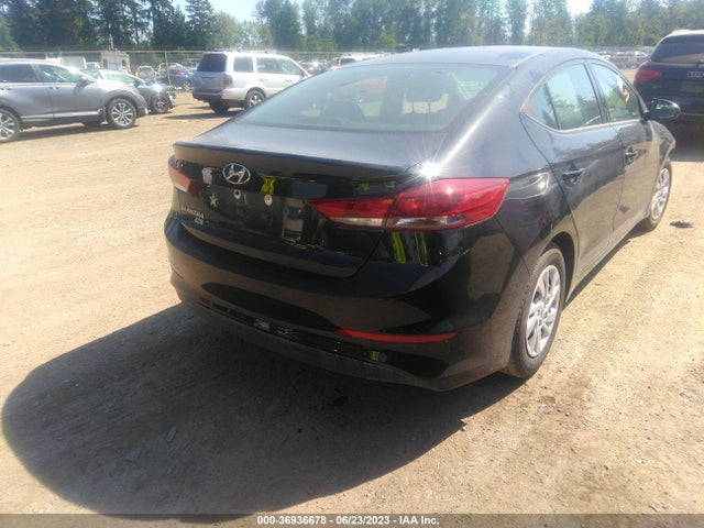 Hyundai ELANTRA SE 2018 5NPD74LF2JH330165 Image 4