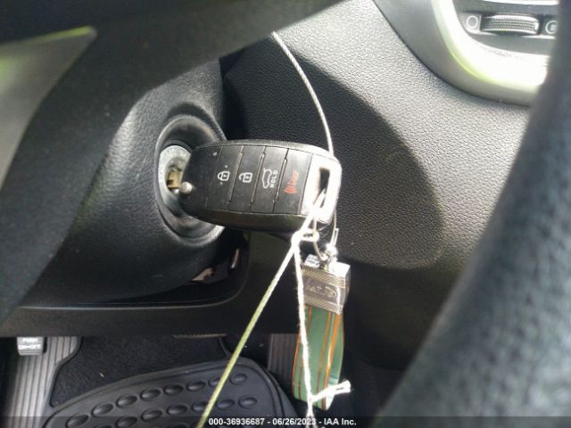 5XYPG4A35HG299288 KIA SORENTO LX
