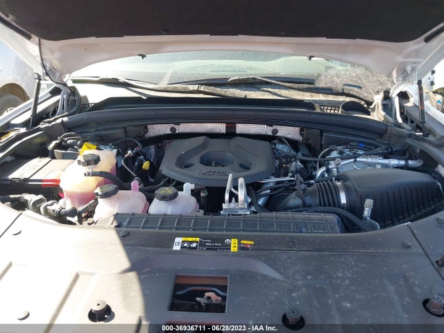 2022 Jeep Grand Cherokee, VIN: 1C4RJYD64N8756358