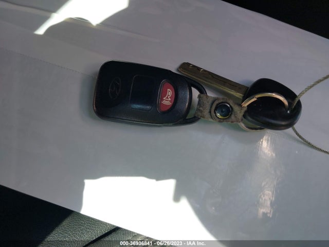 Hyundai SONATA GLS 2014 5NPEB4AC8EH918380 Image 3