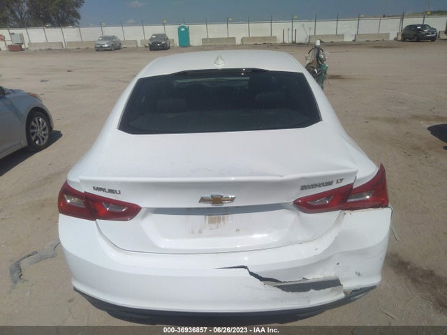 Chevrolet MALIBU LT 2018 1G1ZD5STXJF230930 Image 8