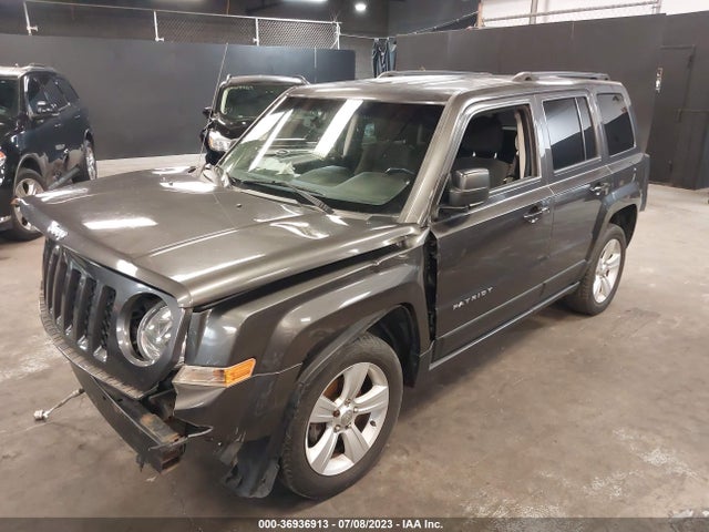 Jeep Patriot Latitude 2016 1C4NJPFA0GD794254 Image 2