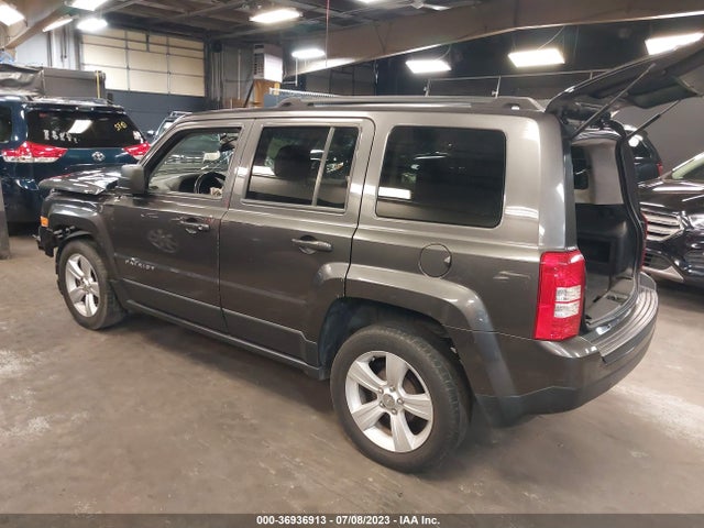 Jeep Patriot Latitude 2016 1C4NJPFA0GD794254 Image 3
